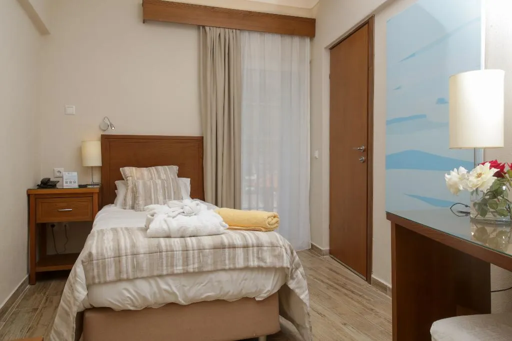 SINGLE GARDEN VIEW Room, Canvas by Mitsis Alexander the Great, Halkidiki