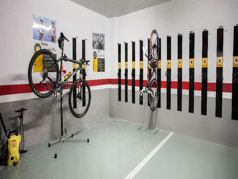 Sports and Entertainment, Hotel RH Bayren & SPA, Valencia