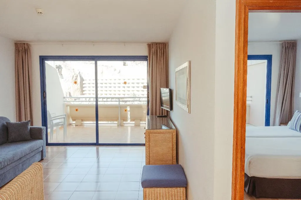 Room, LIVVO Lago Taurito & Waterpark, Gran Canaria