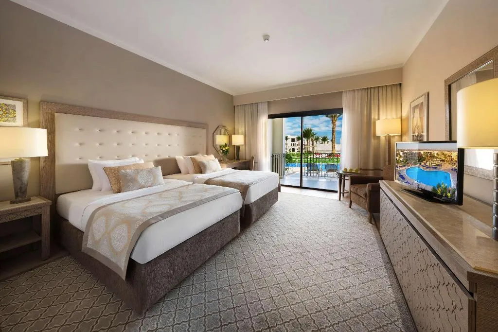 DOUBLE POOL VIEW Room, Steigenberger Alcazar, Red Sea Riviera