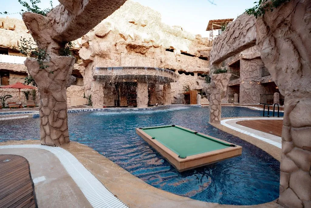 Pool, Caves Beach Resort Hurghada, Red Sea Riviera