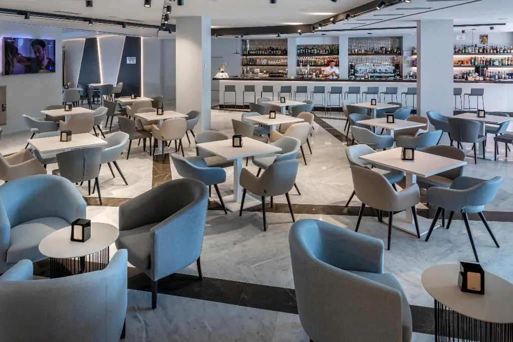 Bar, Olympus Palace, Costa Dorada