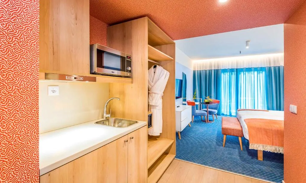 STUDIO DELUXE Room, Pestana Casino Studios, Madeira