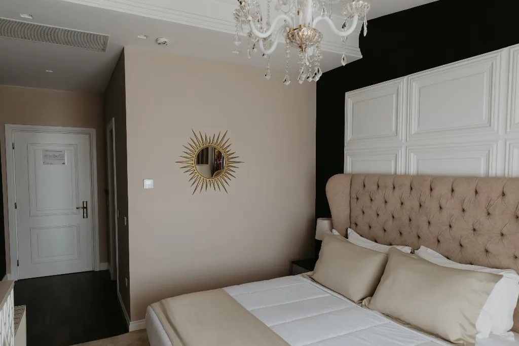 DOUBLE ONE BEDROOM ONE BATHROOM Room, Flower Garden Hotel, Durres