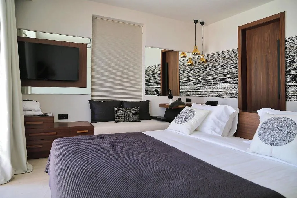 APARTMENT TWO BEDROOMS WITH PRIVATE POOL Room, Domes of Elounda, Autograph Collection, Crete