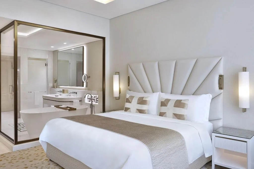 SUITE CITY VIEW KING BED Room, The St. Regis Dubai, The Palm, Dubai