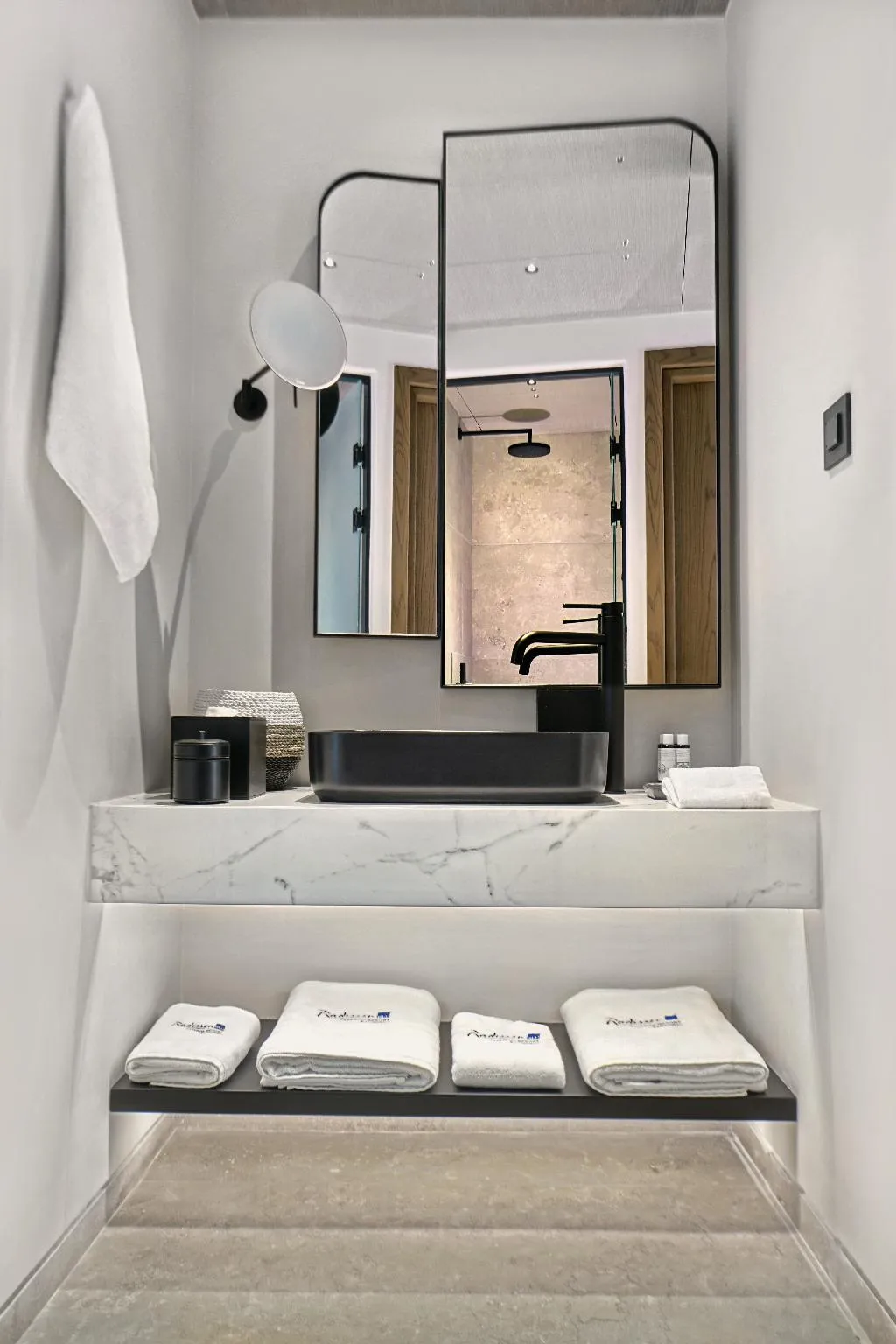 SUITE ONE BEDROOM Room, Radisson Blu Zaffron Resort, Santorini