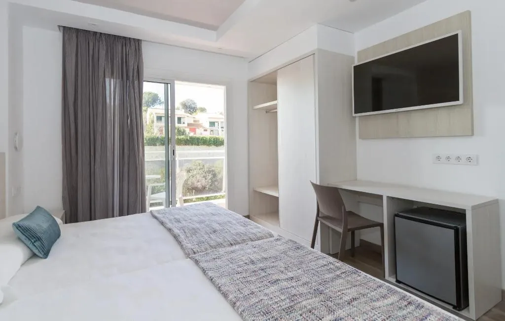 DOUBLE STANDARD Room, Hotel Oasis Park Splash, Costa Brava
