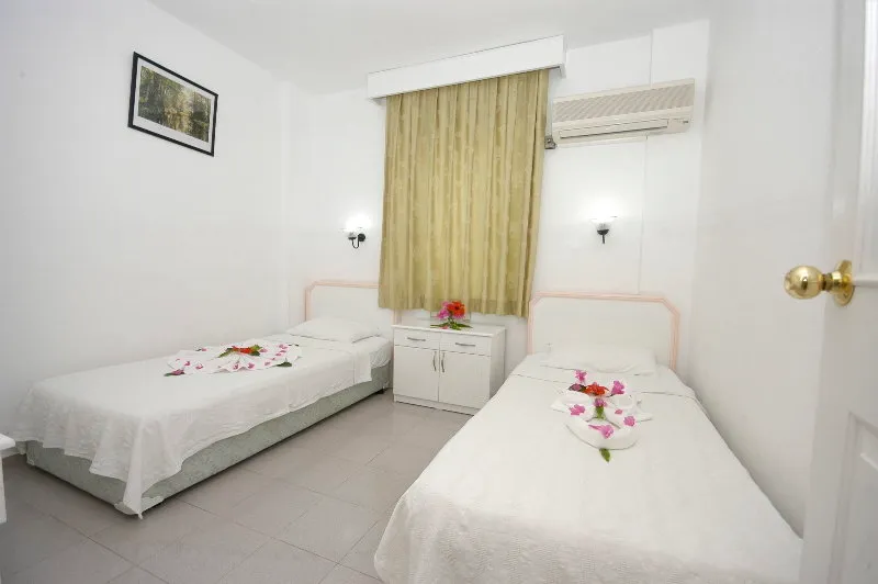 Room, Kurt Apartments, Dalaman