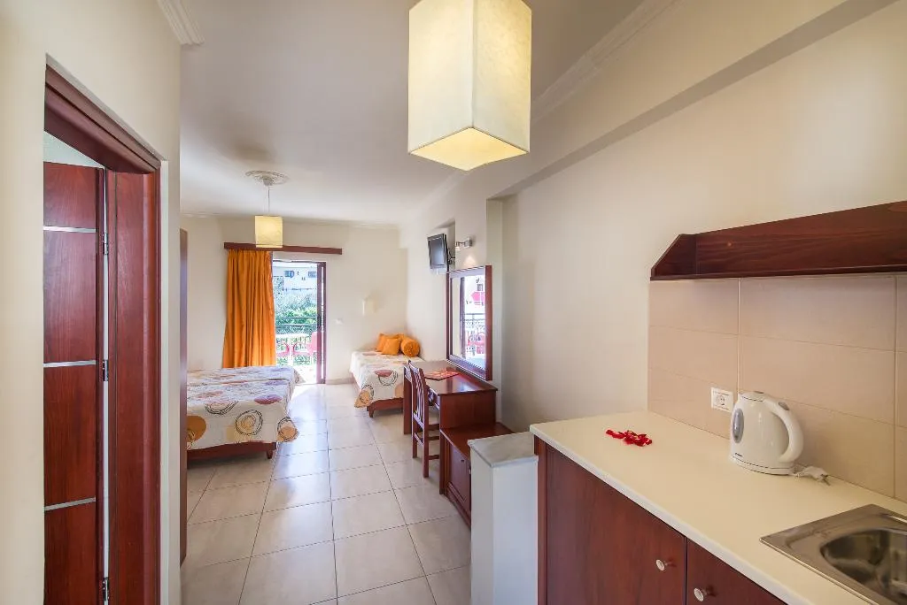 Room, Hotel Canadian, Zante