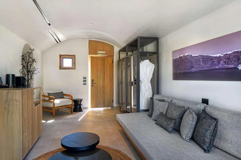 SUITE ONE BEDROOM Room, Radisson Blu Zaffron Resort, Santorini