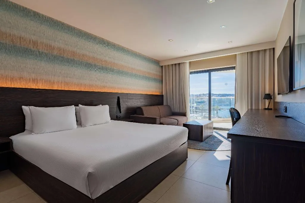 DOUBLE SUPERIOR SEA VIEW Room, DoubleTree by Hilton Malta, Malta