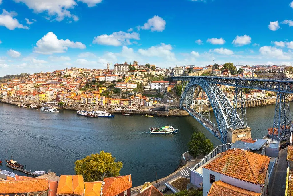 Sports and Entertainment, Jupiter Porto Hotel - Rooftop & Spa, Porto