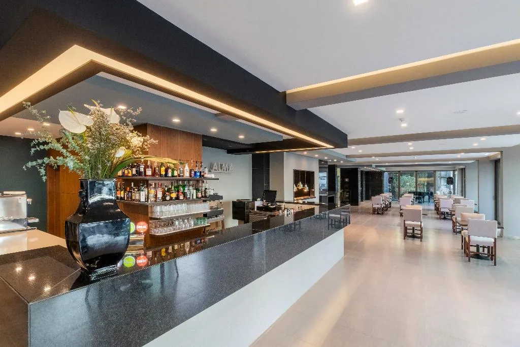 Bar, Enotel Magnólia, Madeira