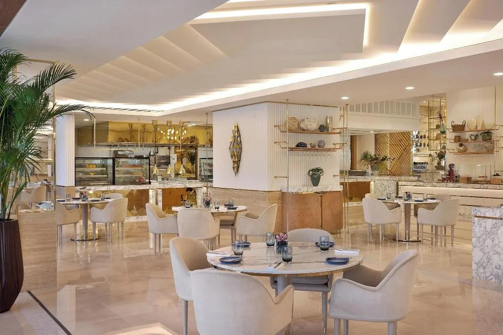 Restaurant, The St. Regis Dubai, The Palm, Dubai