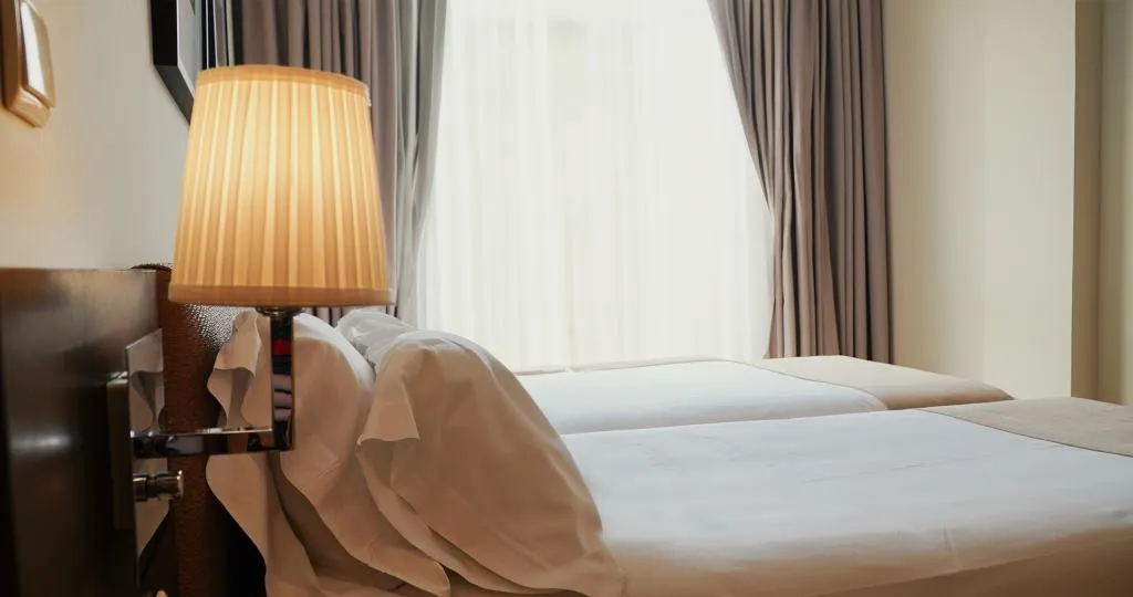 JUNIOR SUITE COMFORT Room, Vertice Sevilla, Seville
