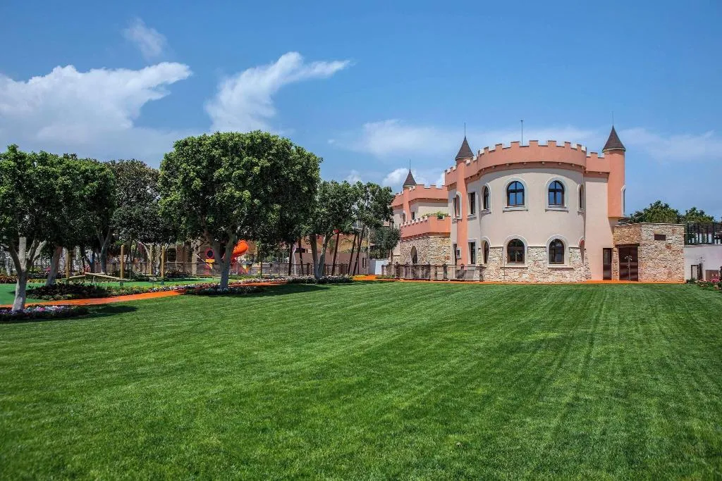 Sports and Entertainment, Parklane, a Luxury Collection Resort & Spa, Cyprus