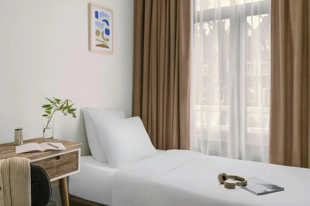 SINGLE CLASSIC Room, S&A Vondel Park Hotel, Amsterdam