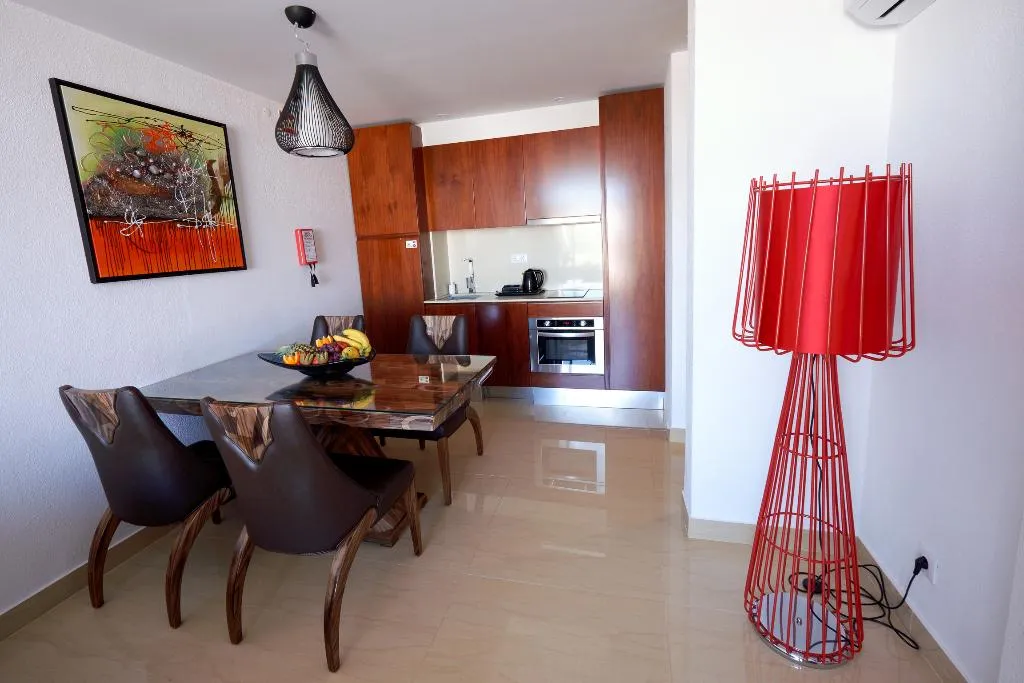 APARTMENT SEA VIEW TWO BEDROOMS Room, Muthu Clube Praia da Oura, Algarve