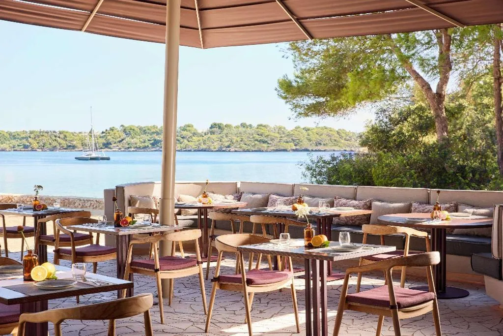 Restaurant, Ikos Porto Petro, Majorca