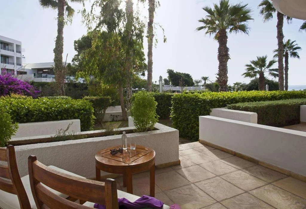 Pool, Annabelle, Cyprus