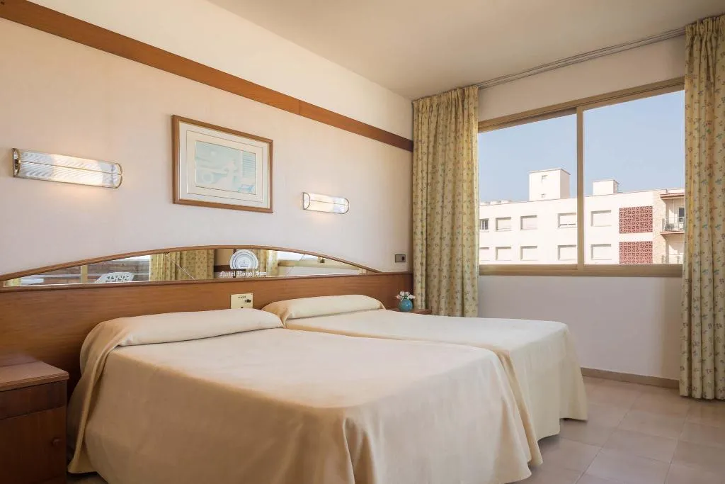 TRIPLE STANDARD Room, htop Royal Sun, Costa Brava