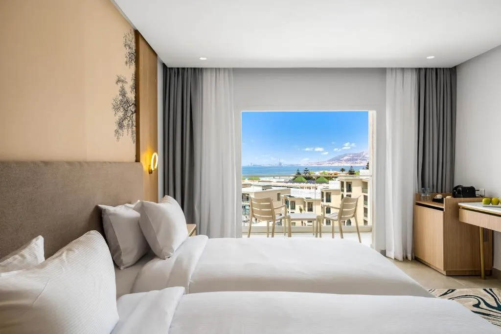 DOUBLE POOL VIEW ONE BEDROOM Room, Pickalbatros Palais Des Roses, Agadir