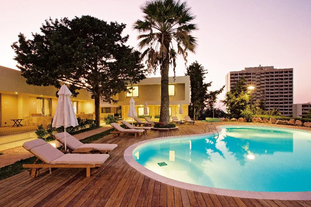 Pool, Rodos Palace, Rhodes