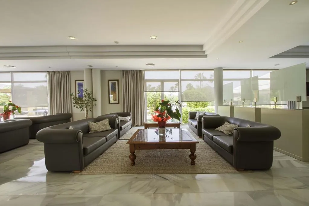 Lobby, Garbi Cala Millor, Majorca