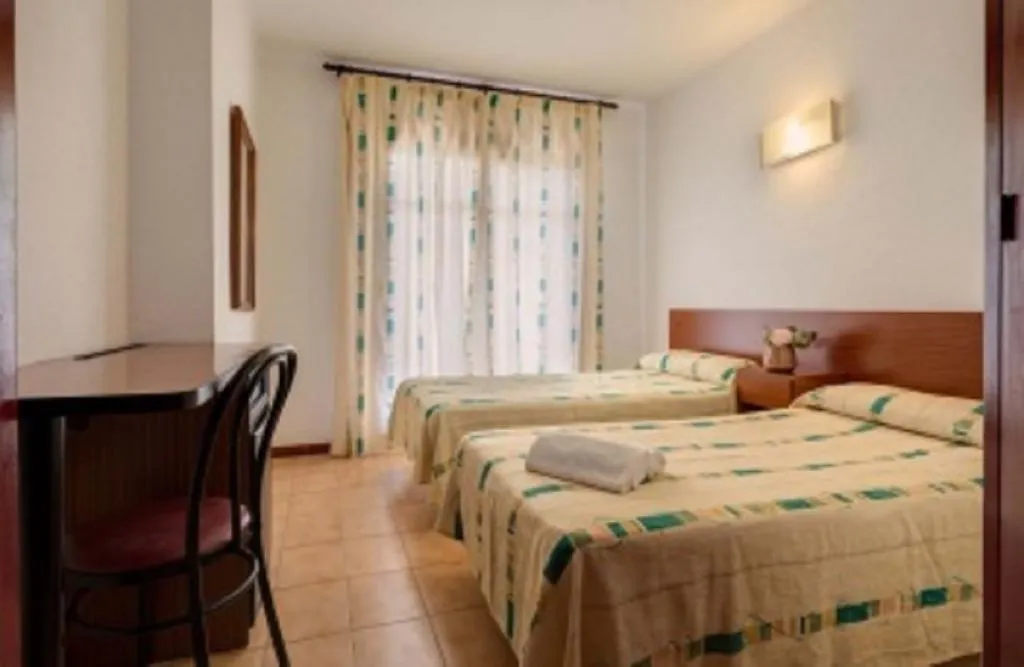 TRIPLE STANDARD Room, htop Planamar Hotel, Costa Brava
