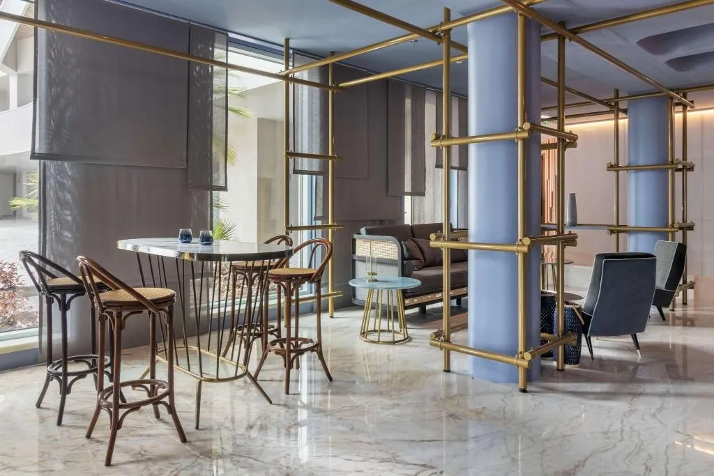 Sports and Entertainment, Next Savoy Signature, Madeira