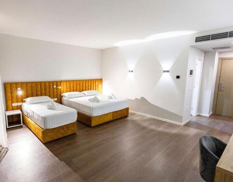 Ajsel Hotel, Durres
