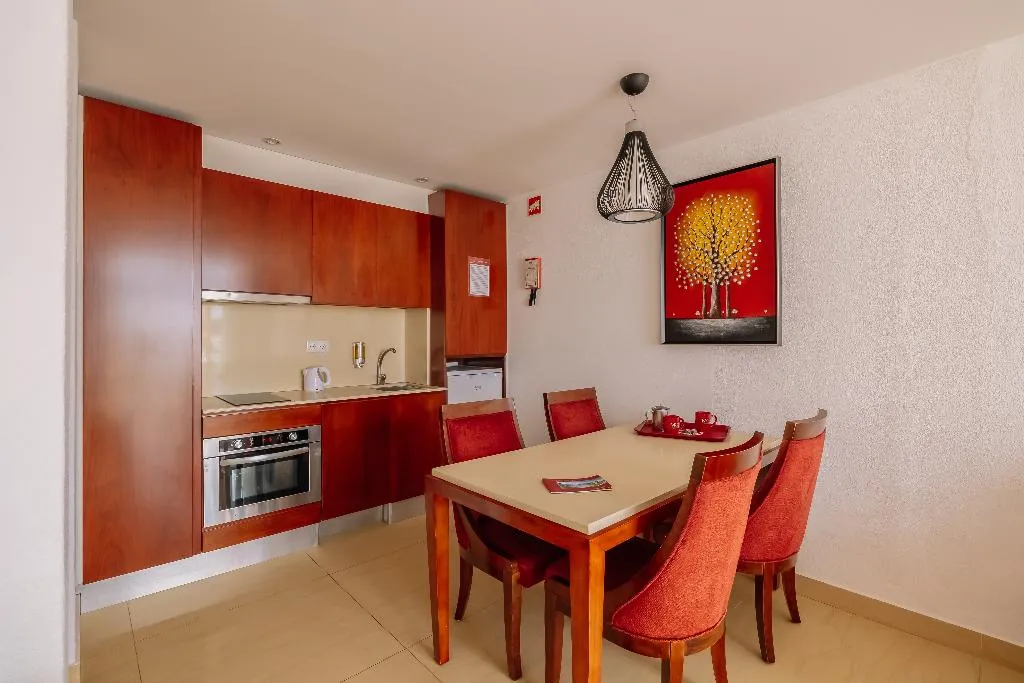 APARTMENT DELUXE ONE BEDROOM Room, Muthu Clube Praia da Oura, Algarve