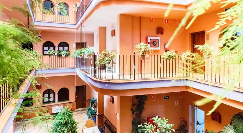 Lobby, Patio de la Alameda, Seville