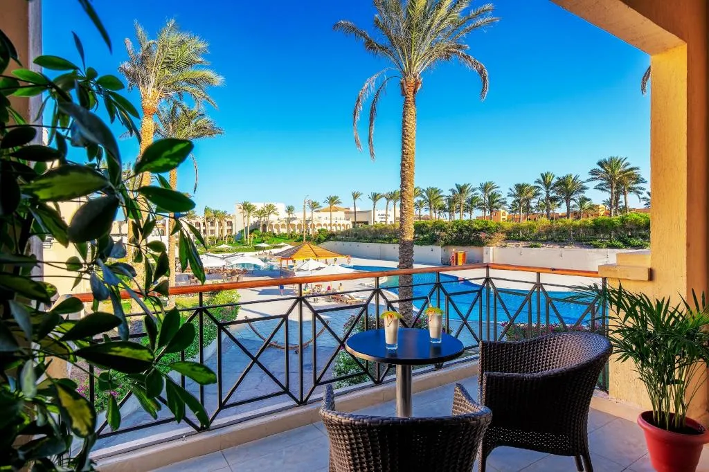 FAMILY ROOM CAPACITY 4 Room, Cleopatra Luxury Resort Sharm El Sheikh, Red Sea Riviera