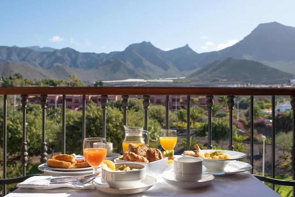 Double or Twin STANDARD Room, GF Gran Costa Adeje, Tenerife