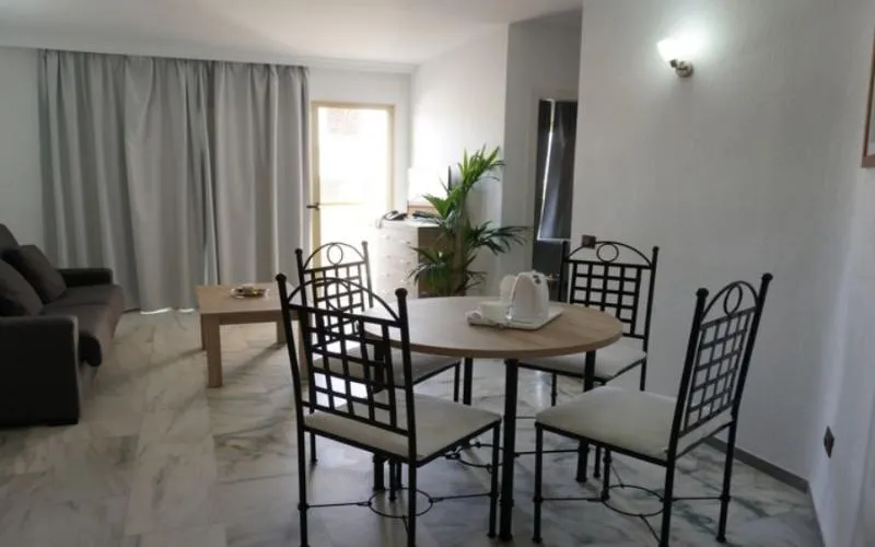 APARTMENT TWO BEDROOMS WITH TERRACE Room, Las Piramides Resort, Tenerife