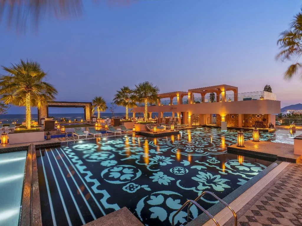 Bar, Fairmont Fujairah Beach Resort, Al-Fujairah