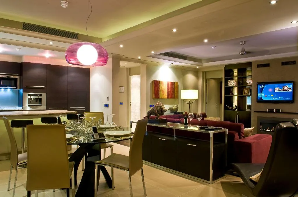 Room, Radisson Blu Resort & Spa Golden Sands, Malta