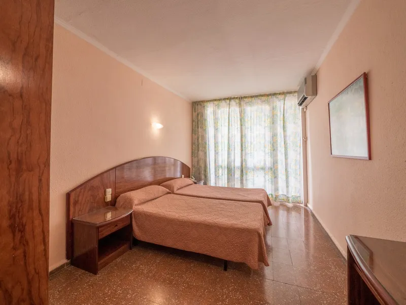 Double or Twin STANDARD Room, Checkin Garbi Hotel, Costa Brava
