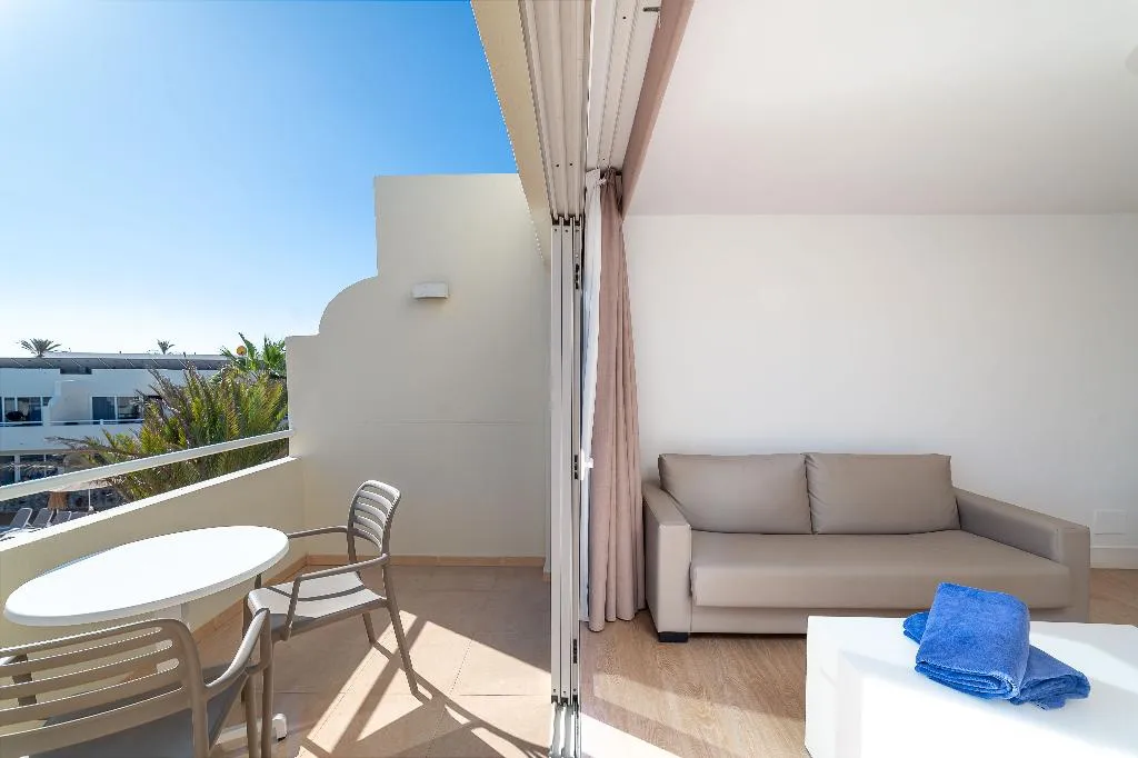 DOUBLE SINGLE USE CAPACITY 1 Room, Hotel Arena Suite, Fuerteventura