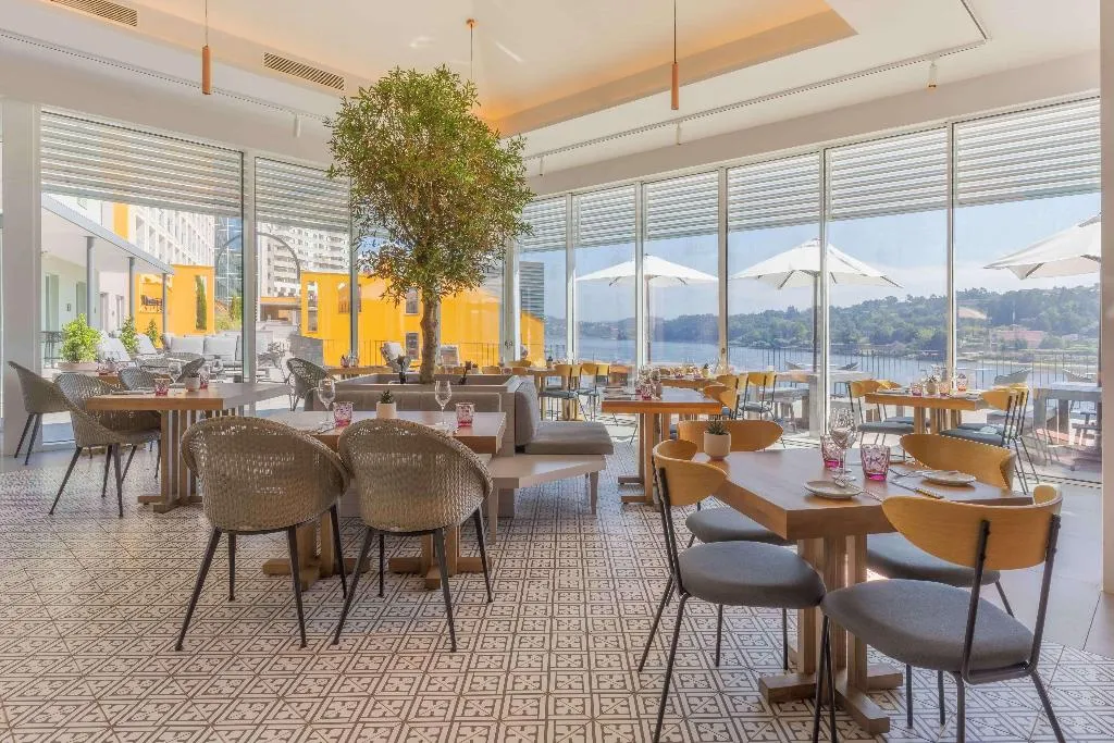 Restaurant, Pestana Douro Riverside Hotel, Porto