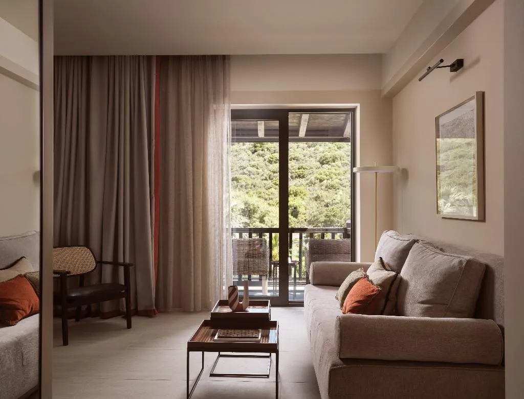 SUITE DELUXE GARDEN VIEW Room, Eagles Palace, Small Luxury Hotels Of The World, Thessaloniki