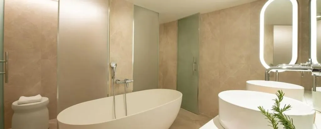 SUITE WITH PRIVATE POOL Room, Mitsis Selection Rinela, Crete