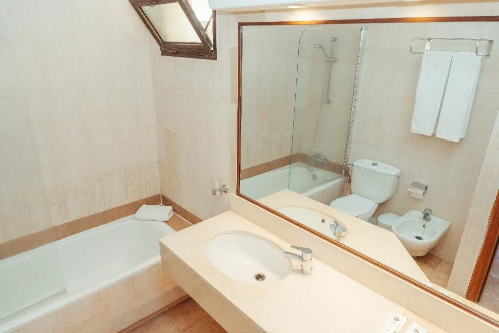 DOUBLE SEA VIEW WITH TERRACE Room, LIVVO Lago Taurito & Waterpark, Gran Canaria