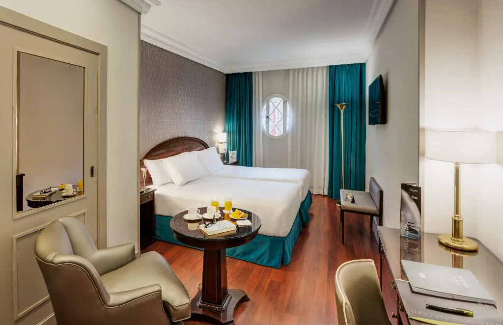 Double or Twin STANDARD Room, Sercotel Gran Hotel Conde Duque, Madrid
