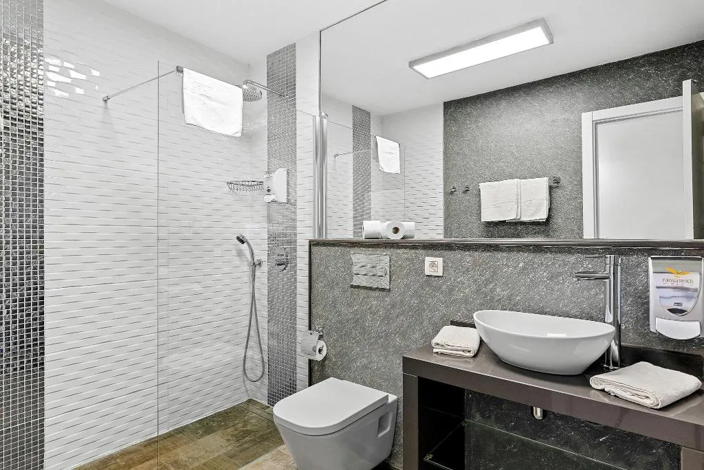 APARTMENT SUPERIOR ONE BEDROOM Room, Paloma Beach Apartments, Tenerife