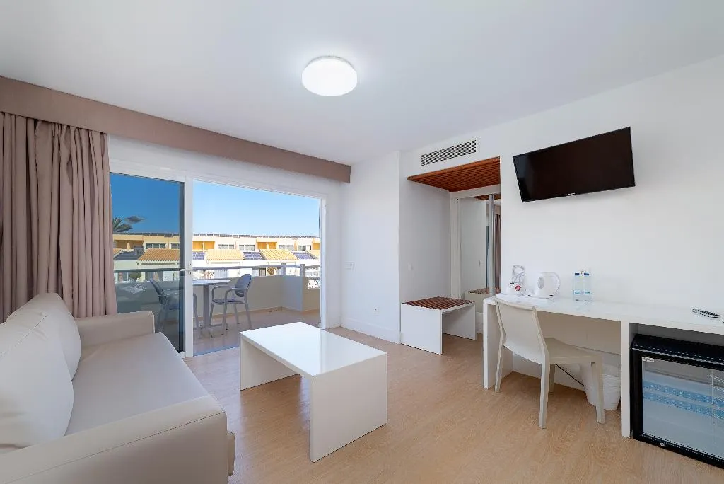 Double or Twin CAPACITY 3 Room, Hotel Arena Suite, Fuerteventura