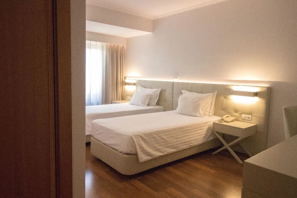 SINGLE STANDARD Room, Travel Park, Lisbon
