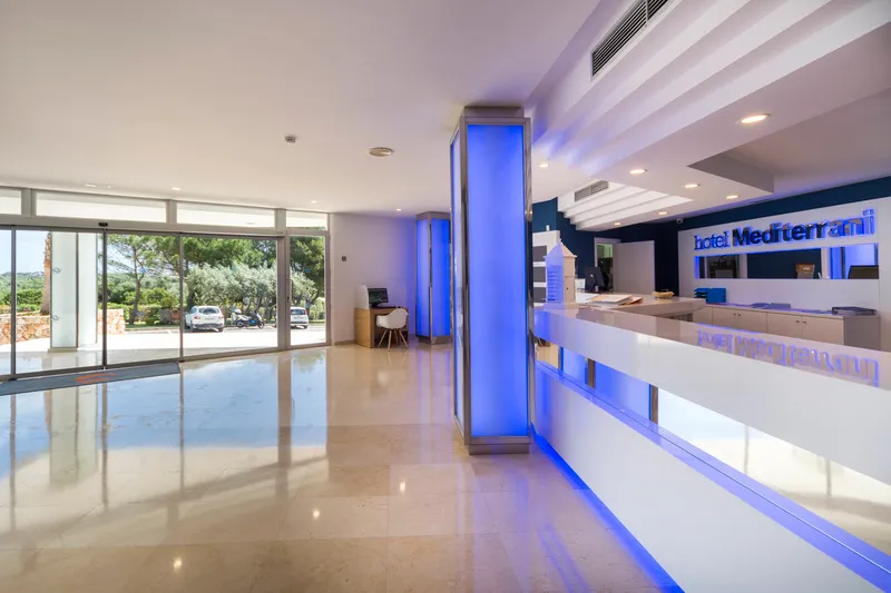 Lobby, Globales Mediterrani, Menorca